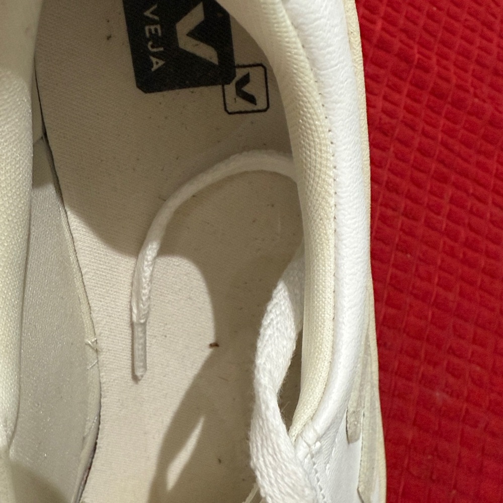 Veja - URCA CWL White/ Natural Leather Sneakers Women's Size US 9.5 - Picture 8 of 9